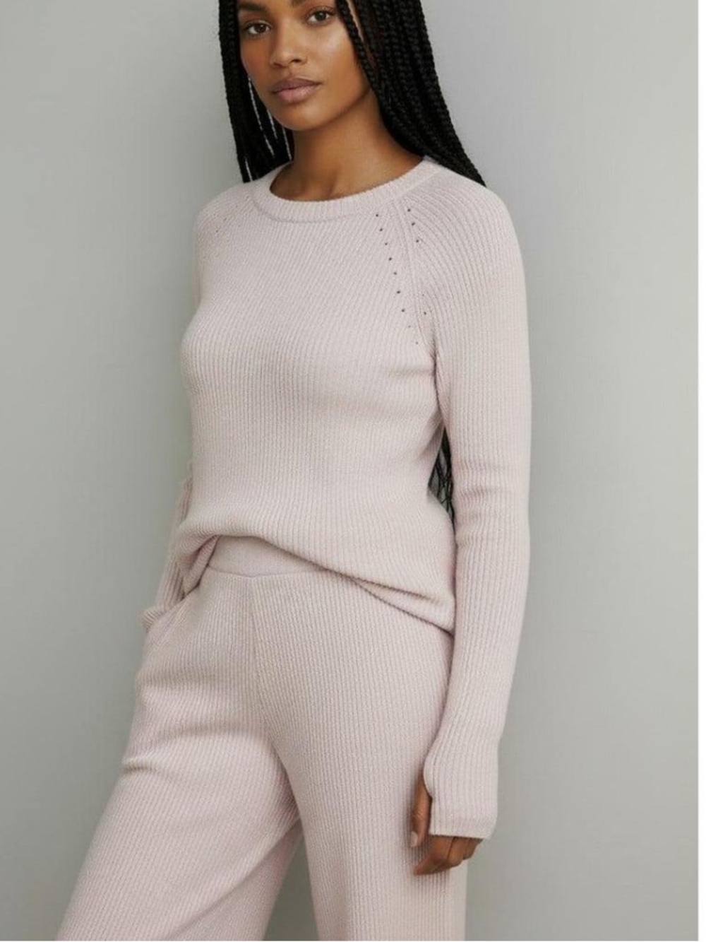 Lululemon Women’s size 4 Cabin Ribbed Thumb Hole Sweater